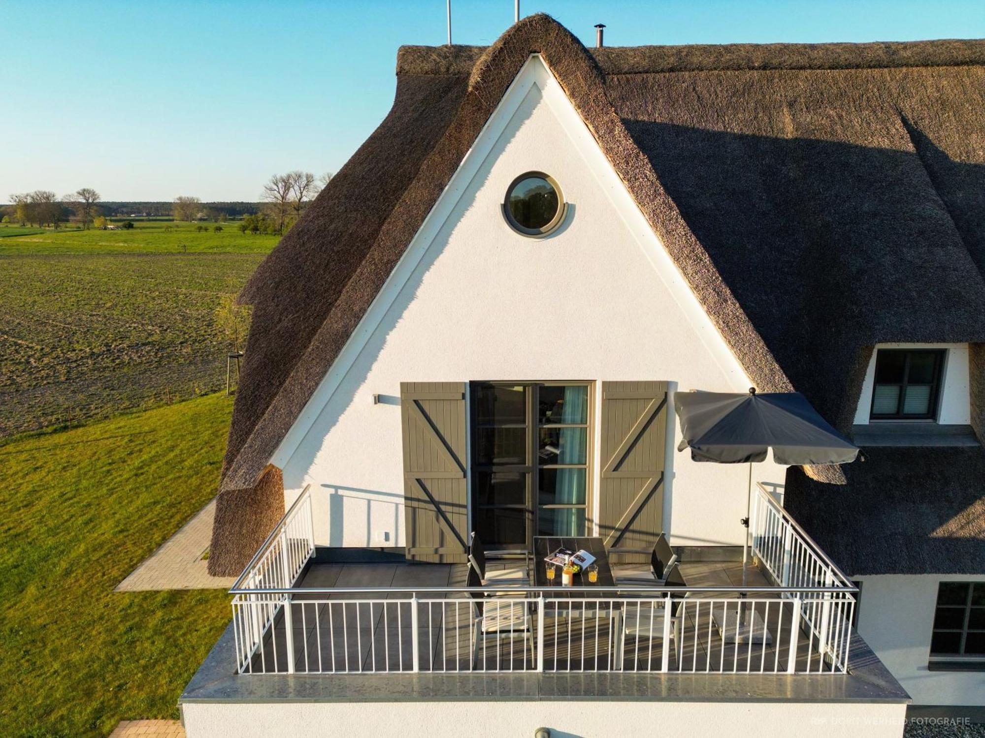 Villa Inseldomizil Stolpe - Urlaub Unter Reet Auf Usedom Stolpe auf Usedom Exterior foto